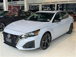 نيسان ألتيما